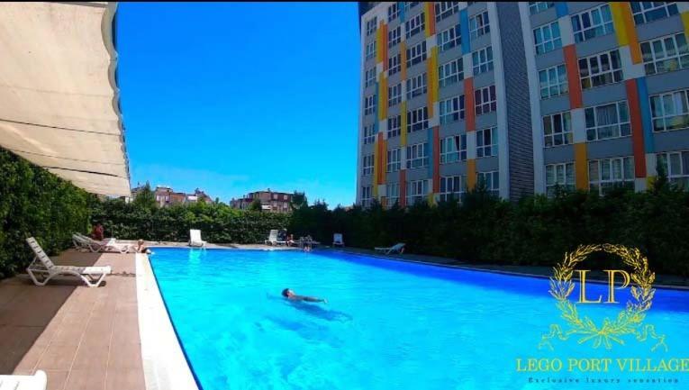 Close Airport,Mall Of Antalya Shopping Center,Tram Station Exterior foto